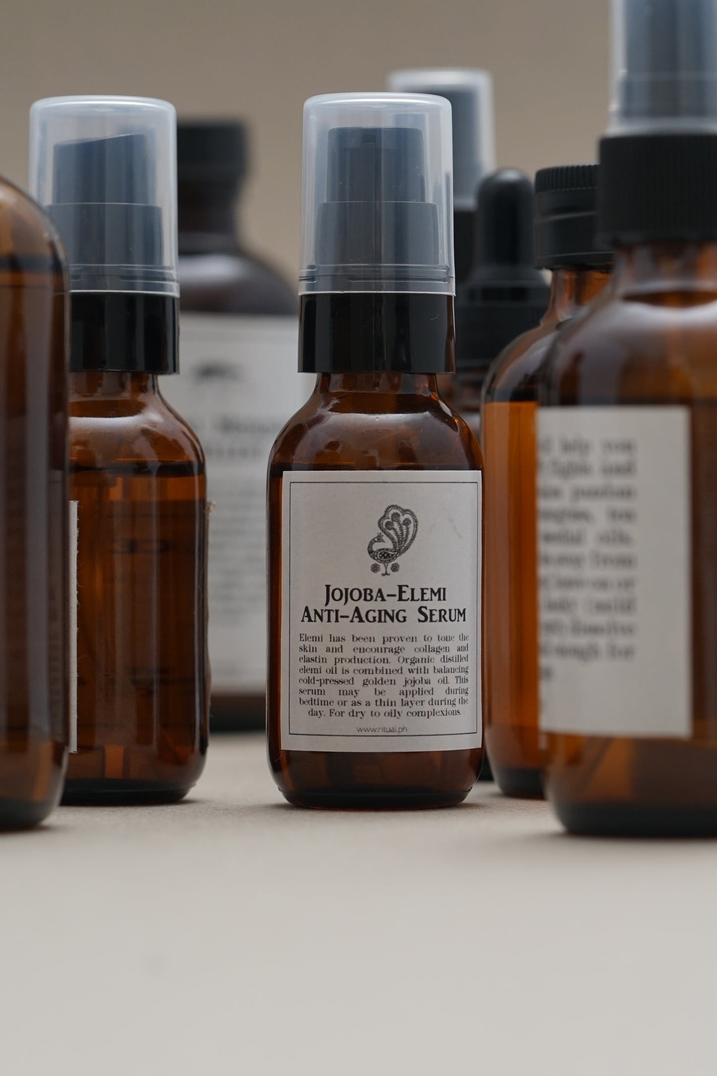 JOJOBA-ELEMI ANTI-AGING SERUM
