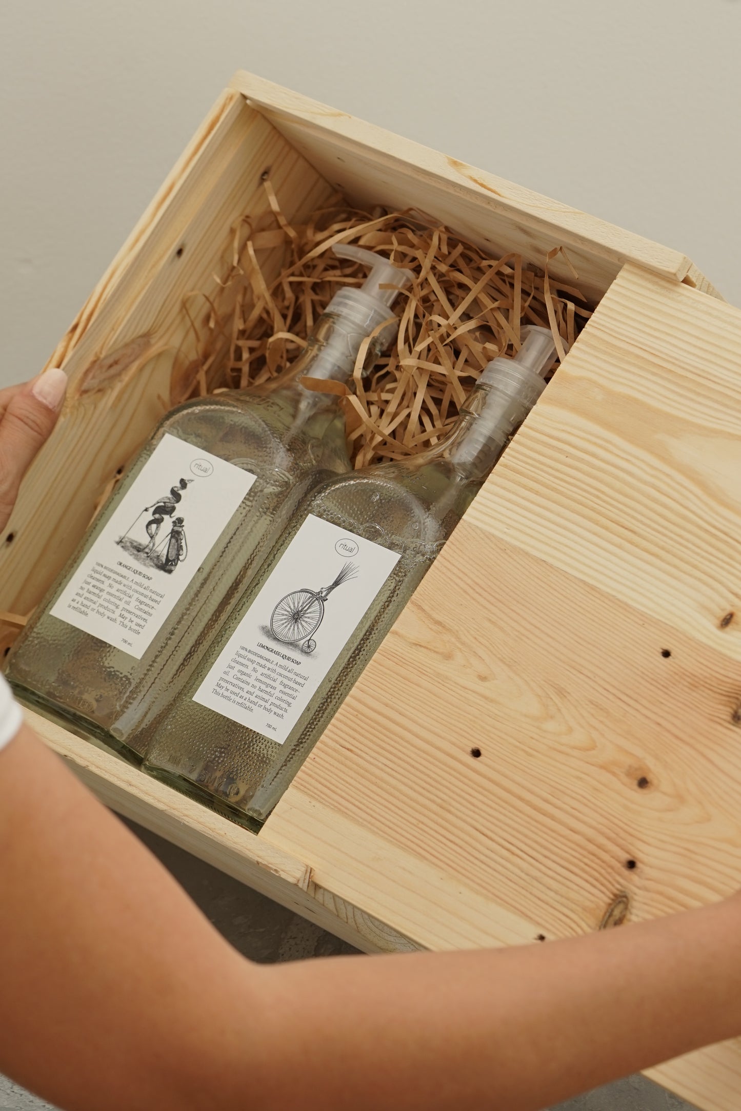 SOAP SETS (WOODEN BOX)