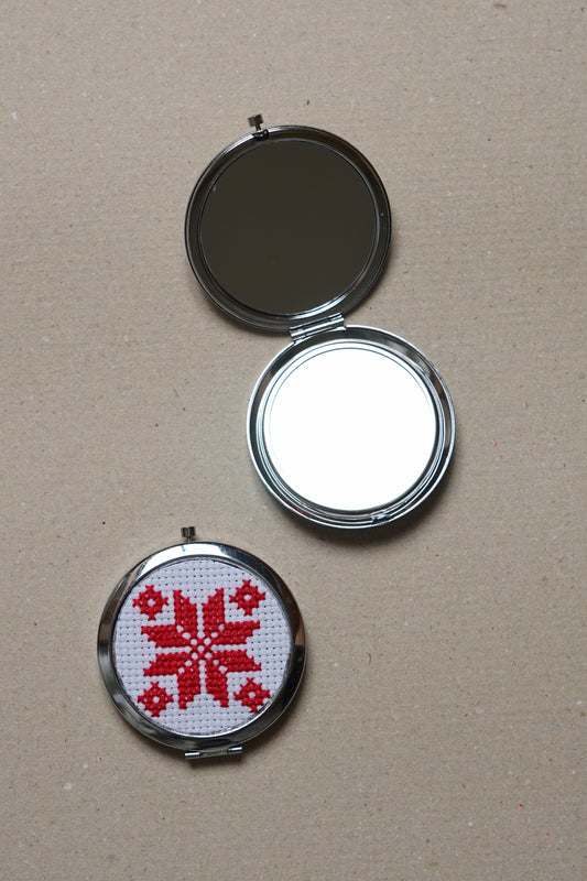 PALESTINIAN TATREEZ POCKET MIRROR