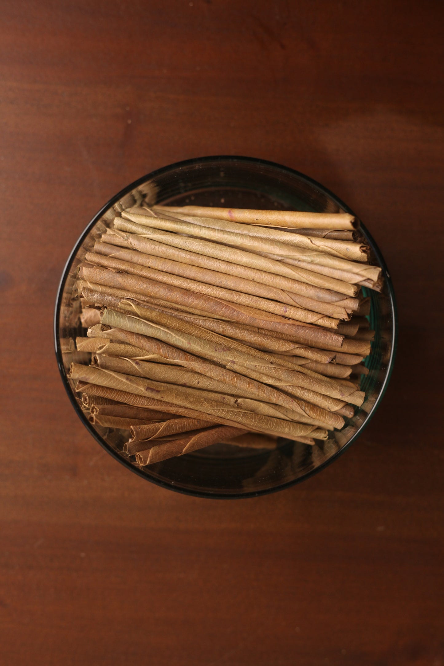 LOMBOY DUHAT LEAF CIGARETTES (GUIHULNGAN, NEGROS ORIENTAL)