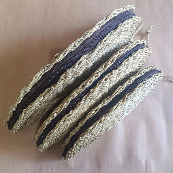 ROLLED PANDAN HALF-MOON CLUTCH SET