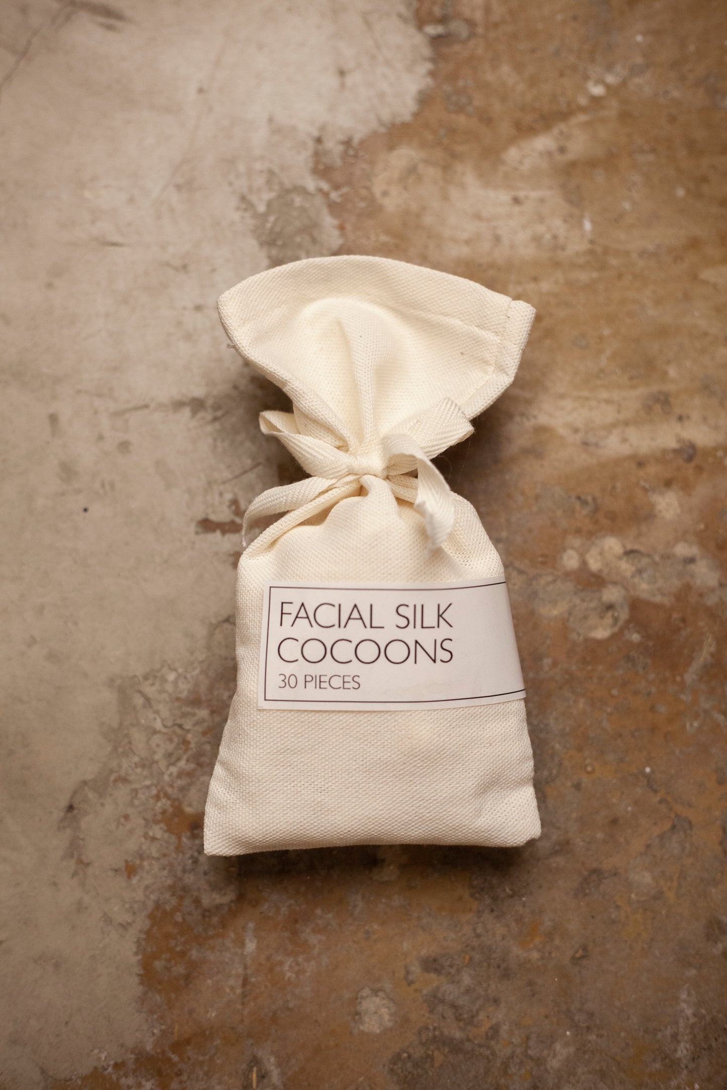 EXFOLIATING SILK COCOONS