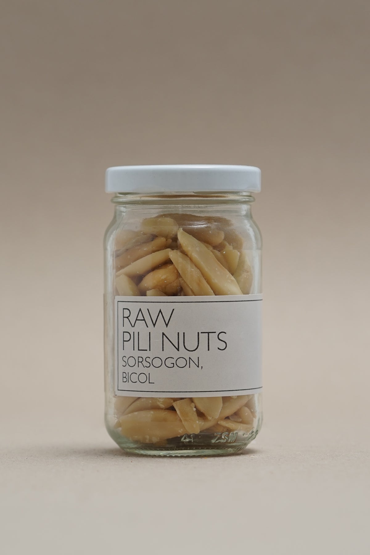 RAW PILI NUTS (SORSOGON, BICOL) – ritual