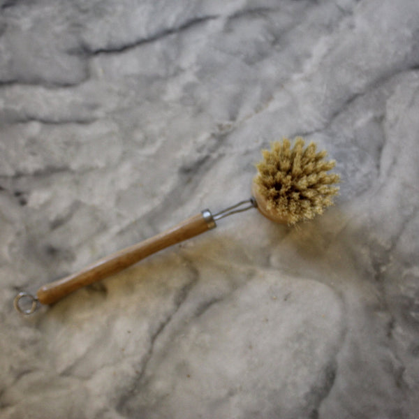 BAMBOO CLEANING DISH BRUSH WITH HANDLE